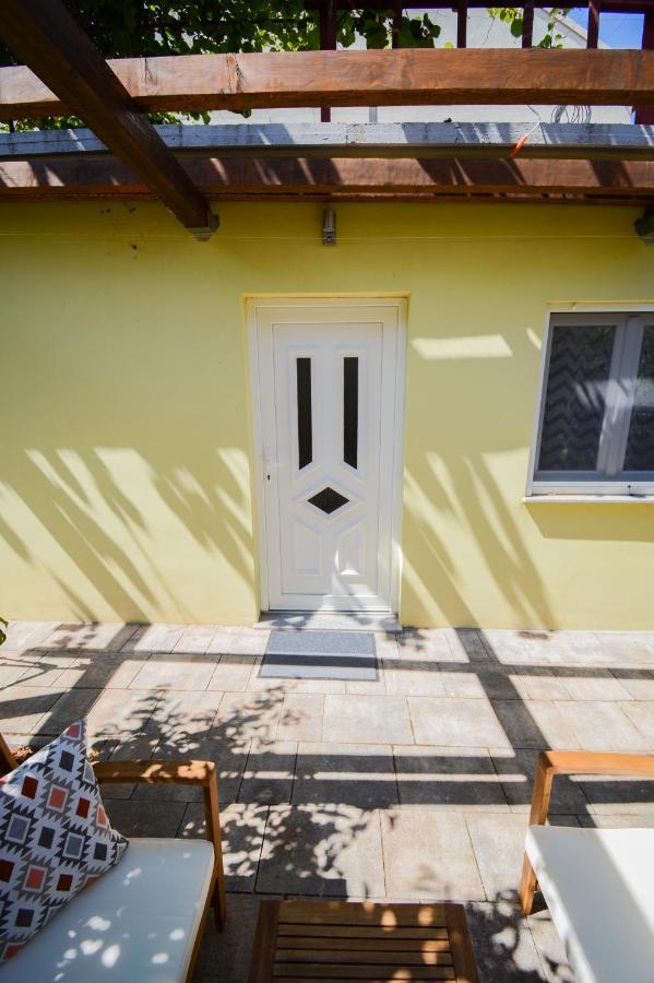 Apartment Grey&Yellow Задар Екстериор снимка